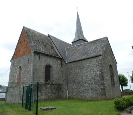 Saint Hilaire sur Helpe, église.