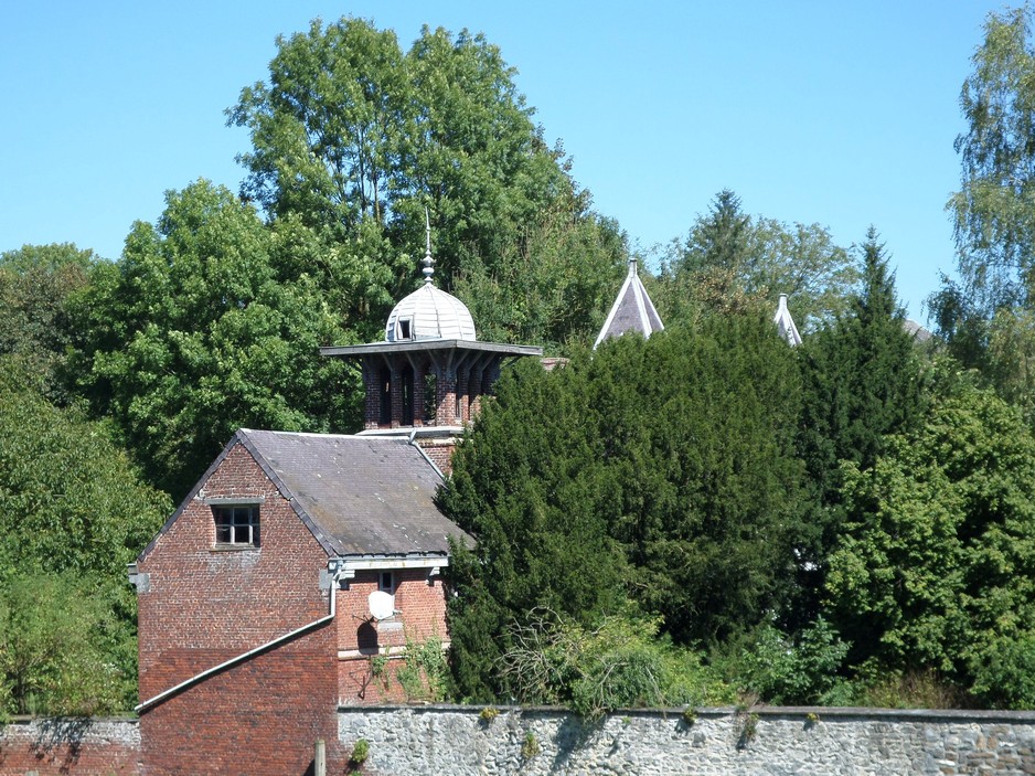 Ancien pigeonnier ou observatoire à Saint Waast la Vallée