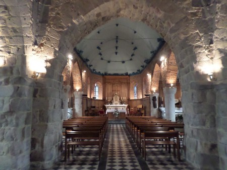 Eglise de Salesches, intérieur