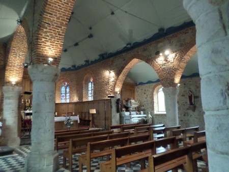 Eglise de Salesches, intérieur