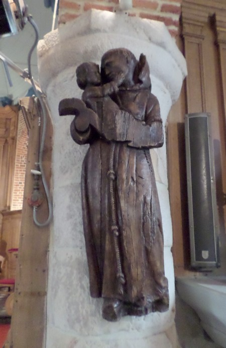 Eglise de Salesches, sculpture en bois