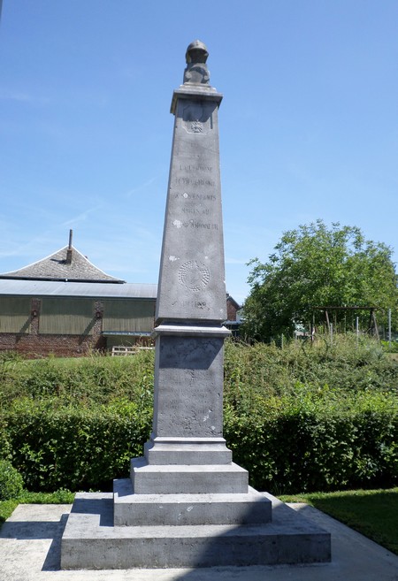 Vieux Mesnil, monument aux Morts